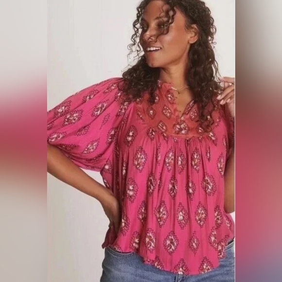 Anthropologie Tops - Anthropologie Womens Top Size XS Pink Diamond Print Flowy Balloon Boho Blouse